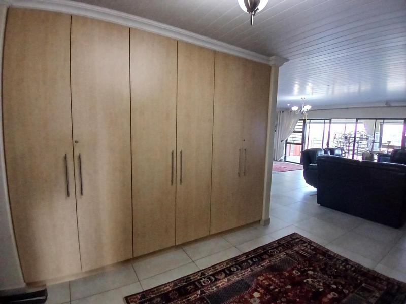3 Bedroom Property for Sale in Stilbaai Wes Western Cape